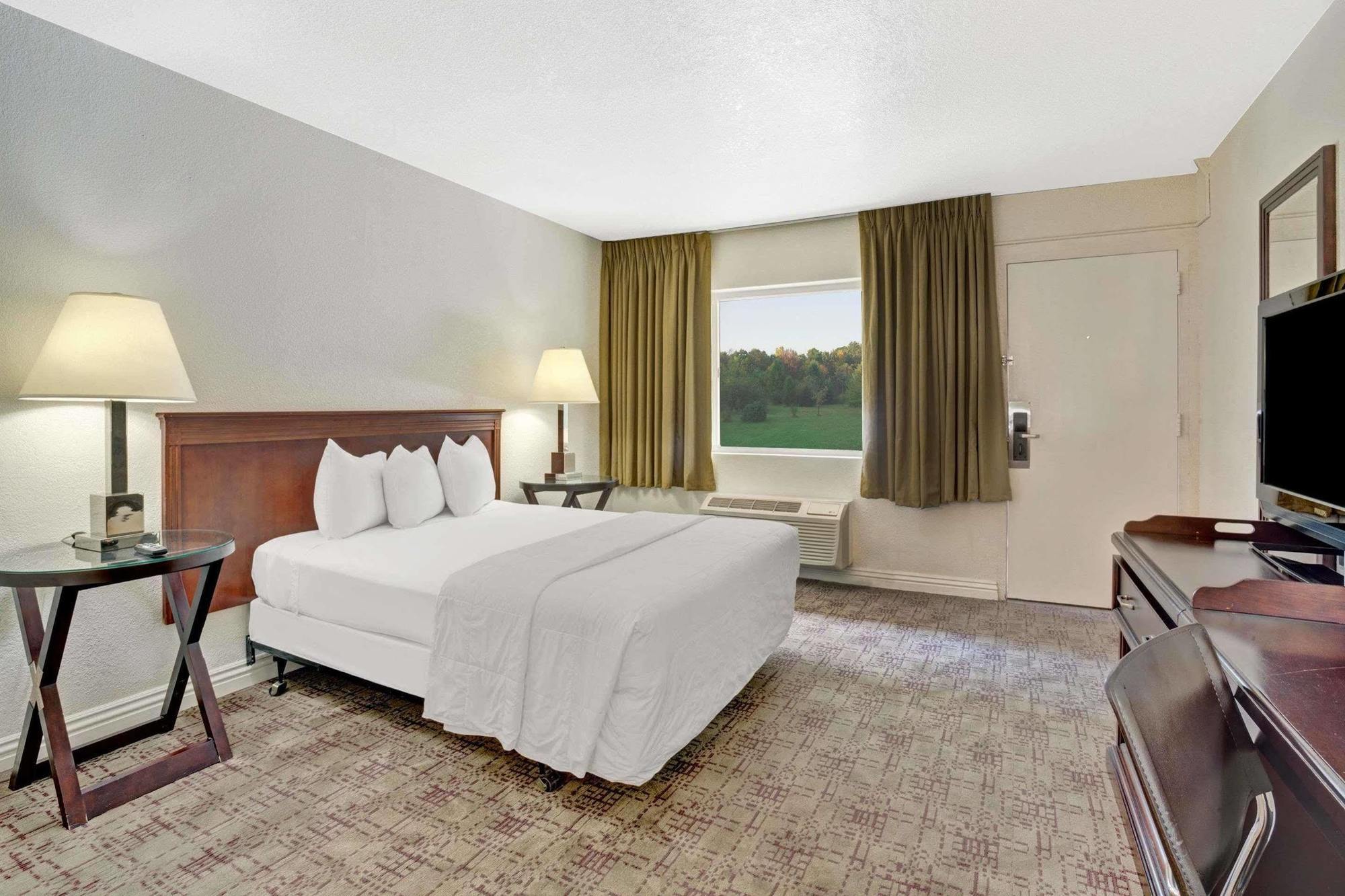 Super 8 By Wyndham Vegas North Strip/fremont St. Area Hotel Las Vegas